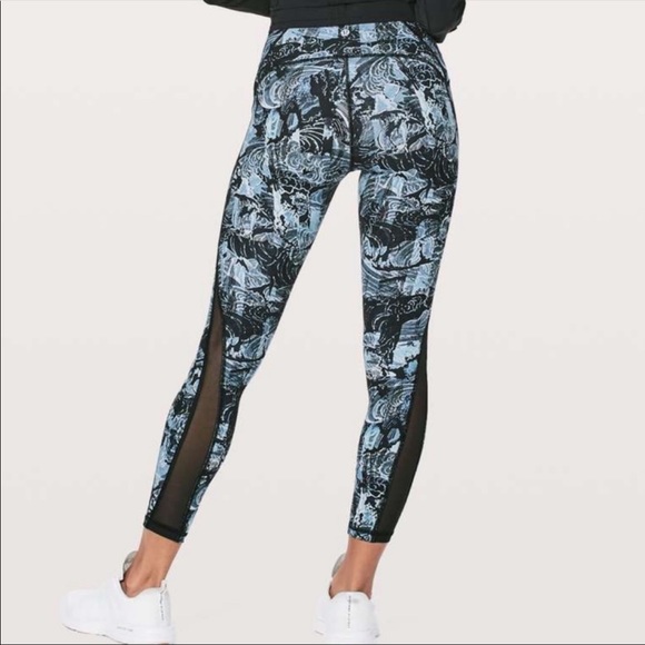 Lululemon Train Times - Picture 2 of 4